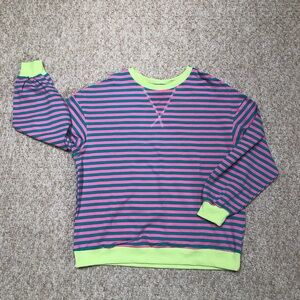 NWT women’s oversized striped long sleeve top. Size Small